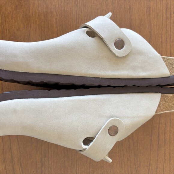 New, Cushionare no tags or box.  Women's beige mules Low Shipping - Picture 4 of 6